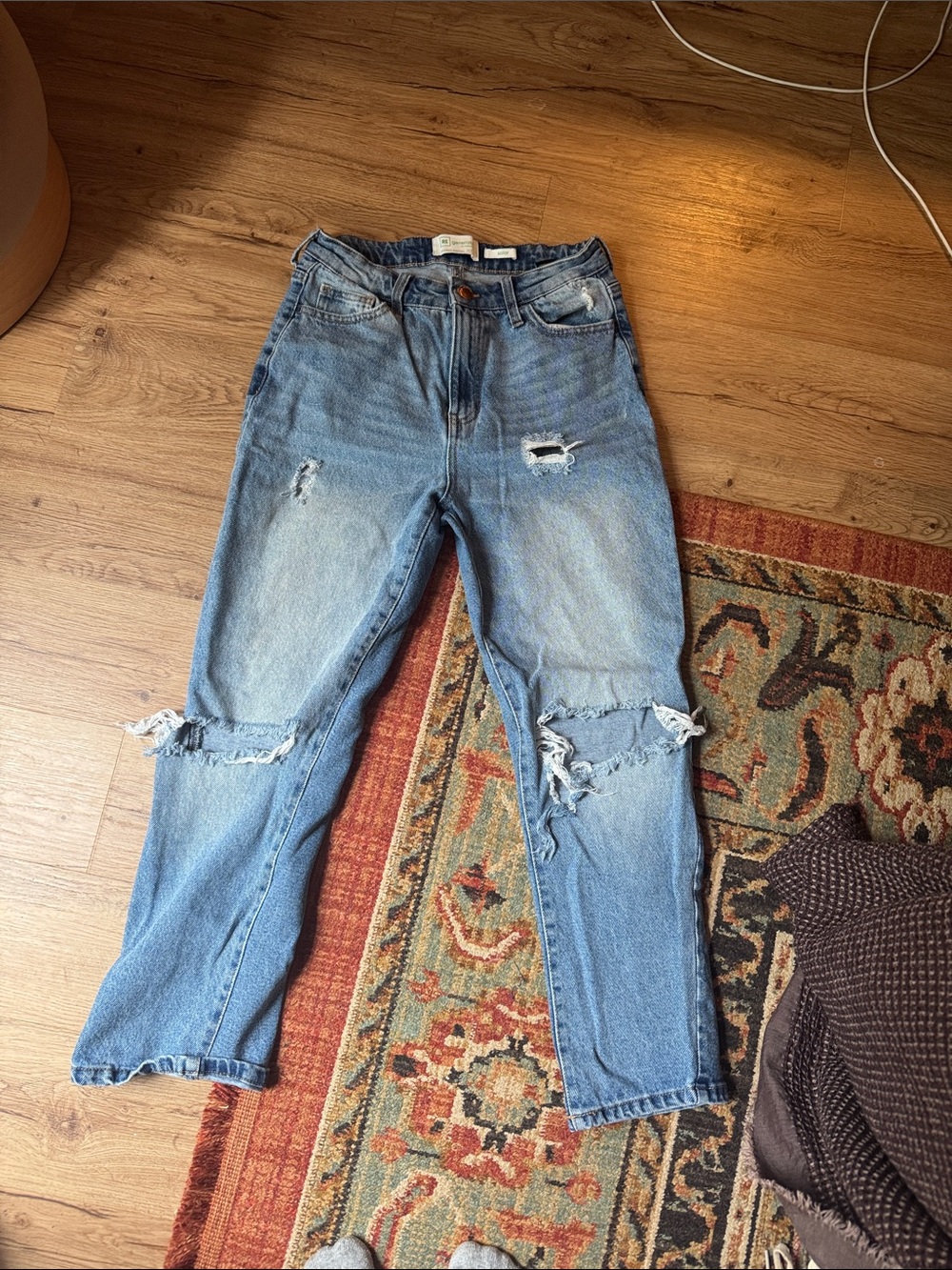 RE  GENERATION Distressed Light Blue Women’s Jeans
